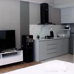 Modern Look And Restful Studio At 32Th Floor Vasanta Innopark Apartment By Travelio